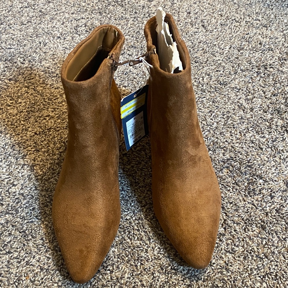 Universal Thread Brown Ankle Boots
